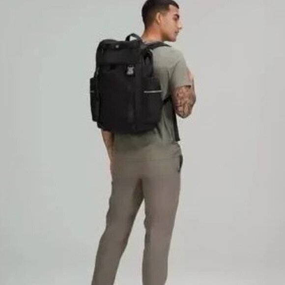 Lululemon Wanderlust Backpack 25L Blue Unisex - Picture 2 of 8